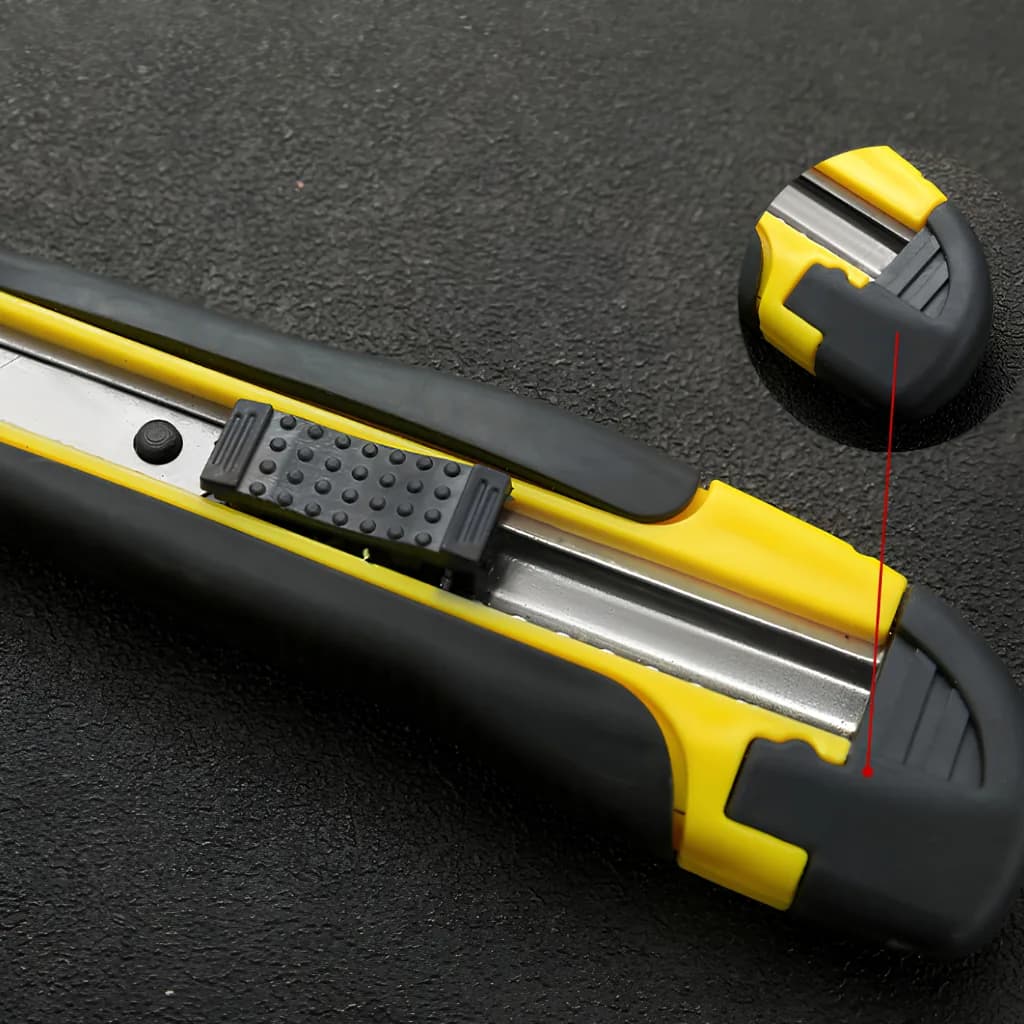 Cutter Serbaguna 18mm